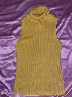 Forever 21 Yellow Top 💛